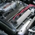 Mazda motorja az autóban